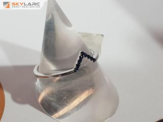 ORE Exclusive Natural Ceylonese Sapphire V Stack Ring