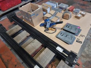 Large Parker Hydraulic Cylinder