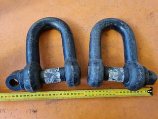 2x D-Shackles, 7-Ton Capacities