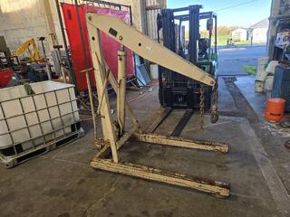 Hamilton Engine Crane