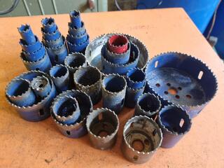 32x Assorted Hole Cutters