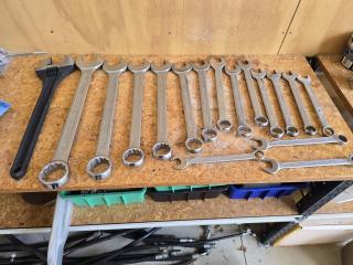 16 Large Tengtools Spanners and Adjustable Wrench