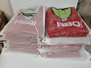 80x R80 Reversible Red/Green Training Bibs, Size XL