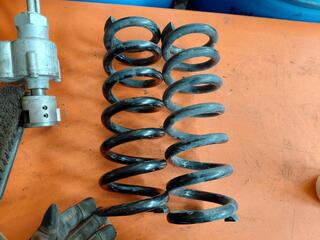 2 x Suspension Coils