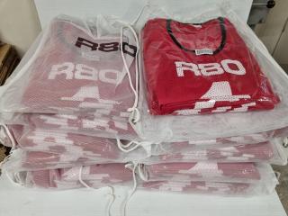 150x R80 Numbered Red Team Bibs, Size L