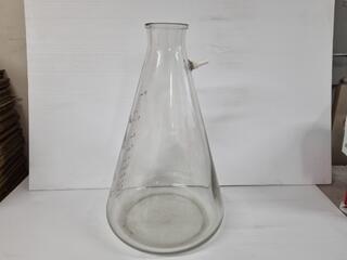 Pyrex 10-Litre Laboratory Flask