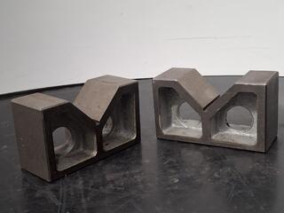 V Block Pair