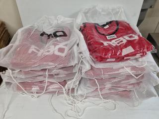 150x R80 Numbered Red Team Bibs, Size Junior