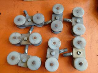 7x Henderson Track Rollers