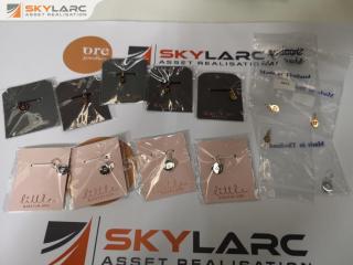 13x Kristin Ash Silver & Yellow & Rose Gold Letter U Charms