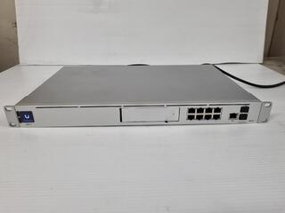 Ubiquiti UniFi UDM-PRO Dream Machine Pro 10G Cloud Gateway