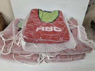 50x R80 Reversible Red/Green Training Bibs, Size XXL