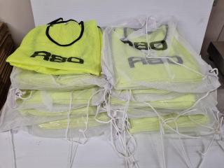 92x R80 Yellow Mesh Training Bibs, Size M