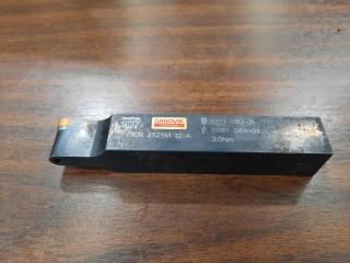 Sandvik Coromant SRDCN 2525M 12-A Turning Insert Holder