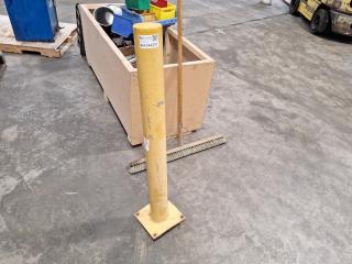 1x Steel Corner Safety Bollard