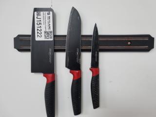Knives and Magnetic Block