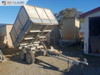 Skylarc's Oamaru Builders Yard Auction