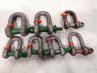 7x Assorted Lifting D-Shackles
