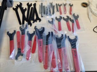 37x Assorted Mill Chuck Wrenches, New