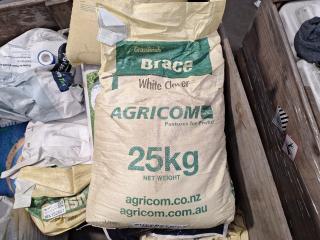 25kg Agricom Grasslands Brace White Clover Seed